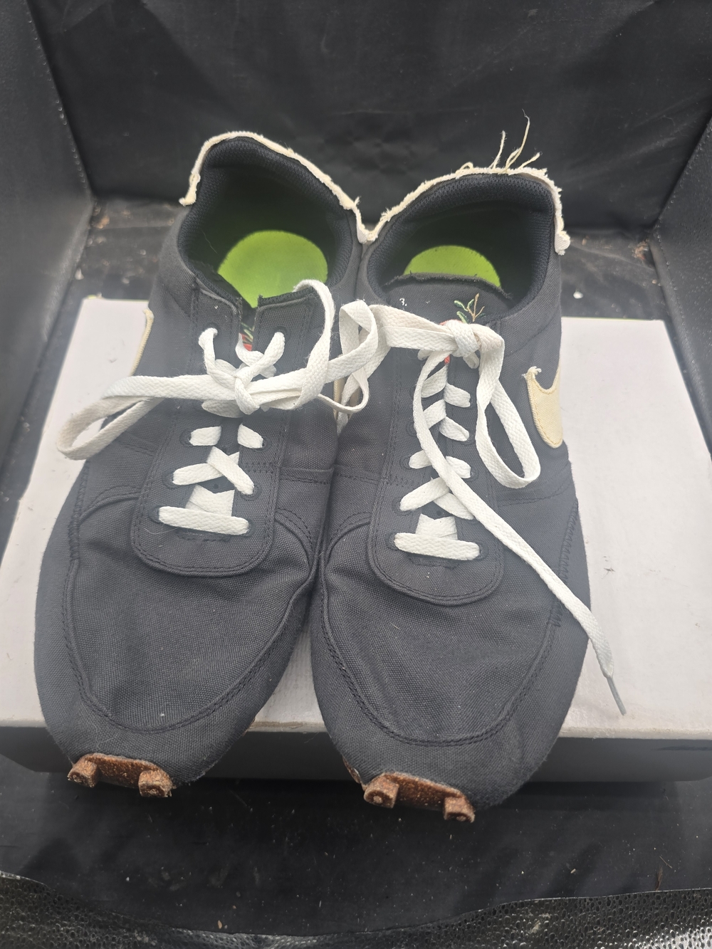 Nike Black Canvas Sneakers with White‎ Laces and Cream Swoosh
